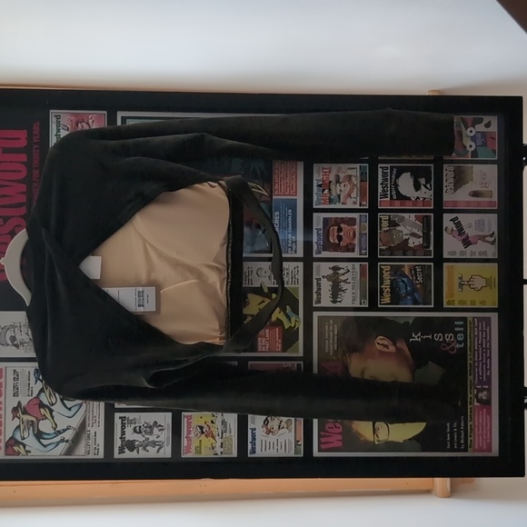 Niyama Sol - NWT Black Long Sleeve Crop SportTop - Picture 4 of 4